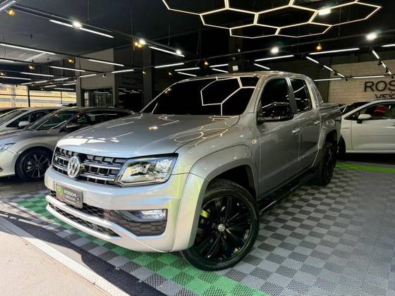 VOLKSWAGEN AMAROK 3.0 V6 TDI DIESEL HIGHLINE EXTREME CD 4MOTION AUTOMÁTICO